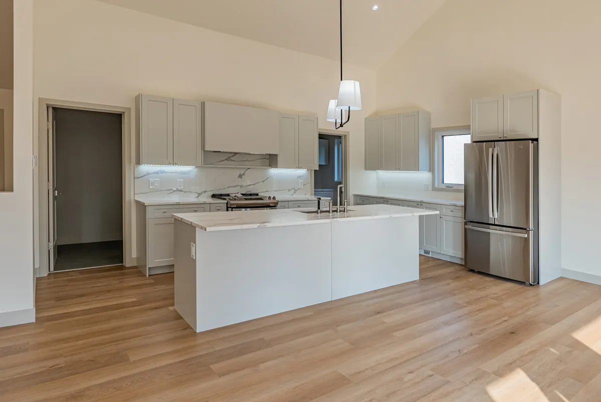 Vaulted-ceiling kitchen with centre island
